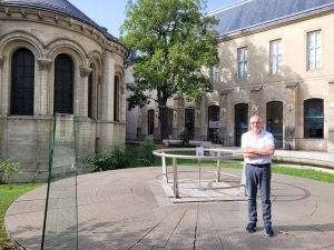 El comisario del MAE visita el Museo de Artes y Oficios de París